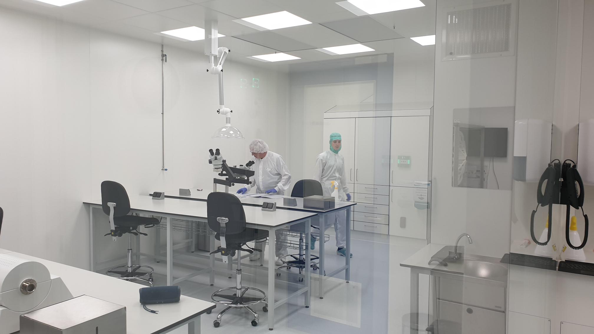Ultraschoon laboratorium oftewel cleanroom in midden-nederland huren