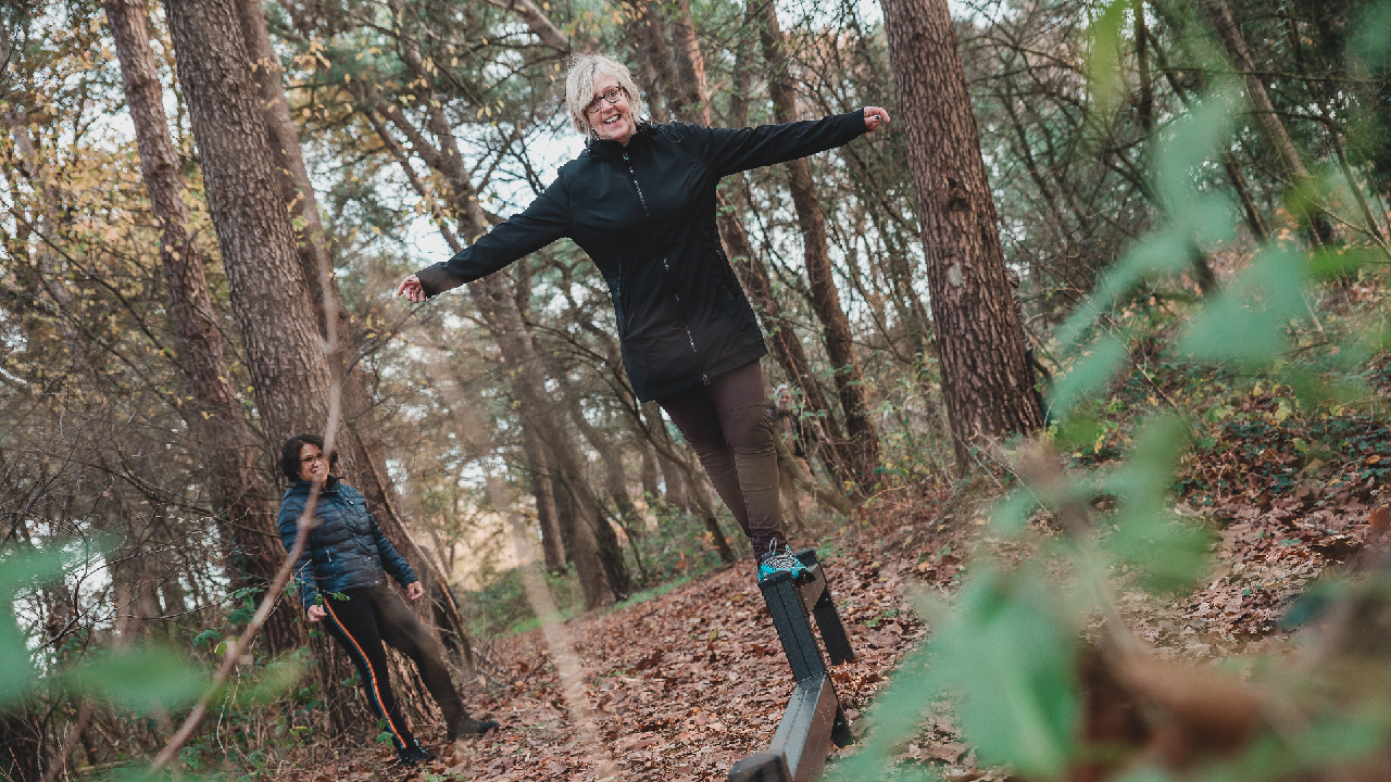 Trimbaan in wouterspark buitenactiviteit tijdens wandelen op landgoed zonneoord